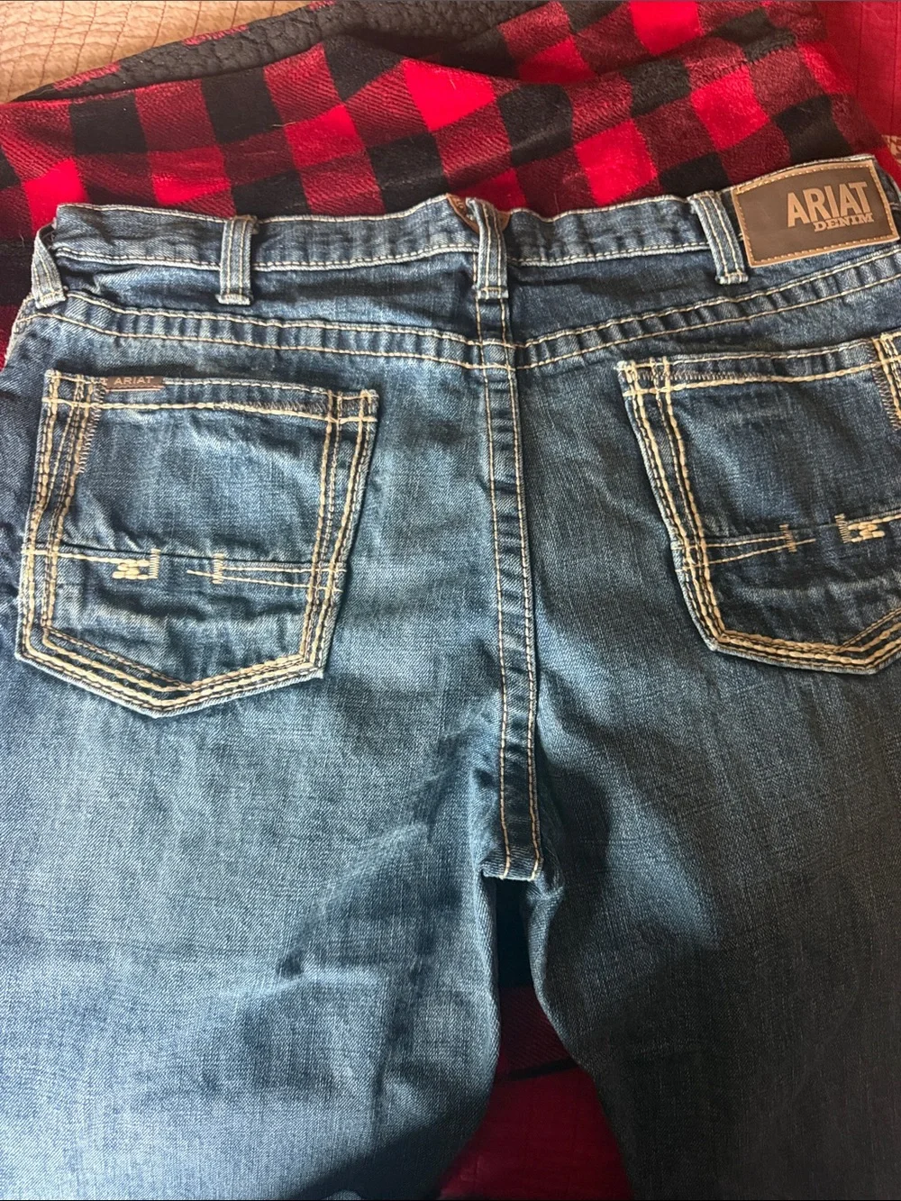 Ariat Men's Medium Blue Relaxed Bootcut Jeans